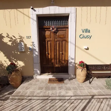 Giusy 度假居 卡梅罗塔的码头